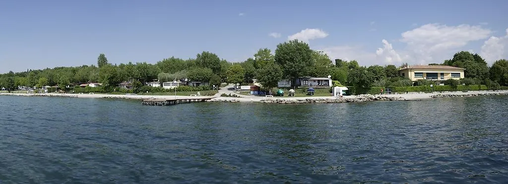 Campeggio Delle Rose Moniga del Garda 2*,  Italie