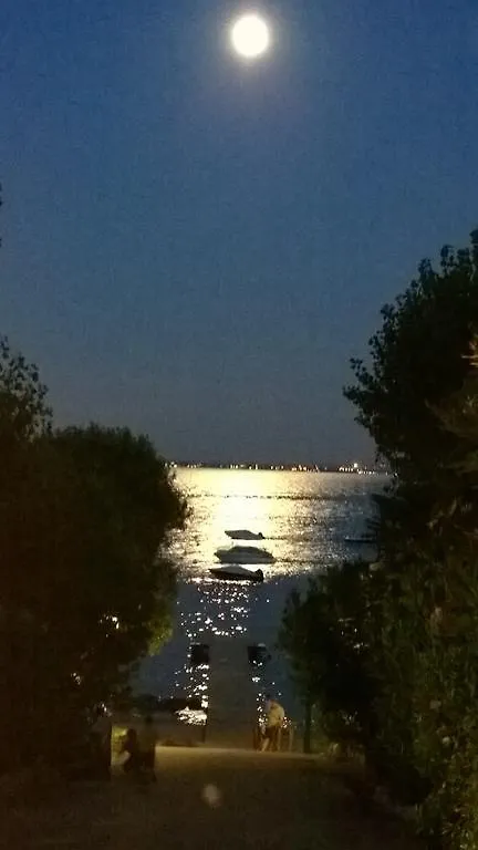 ** Camping Campeggio Delle Rose Moniga del Garda Italie